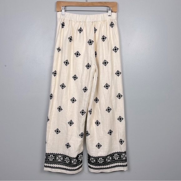 Magaschoni ivory & black linen embroidered wide leg lined pants, small. - Picture 2 of 10
